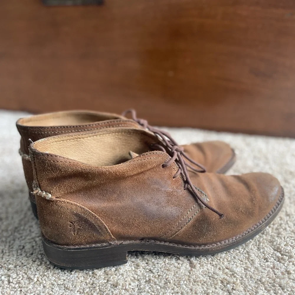 Frye Men’s Bowery Chukka Boot Leather Size 10